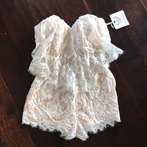 NWT White Lace/Crochet Romper ~ Great for summer!!